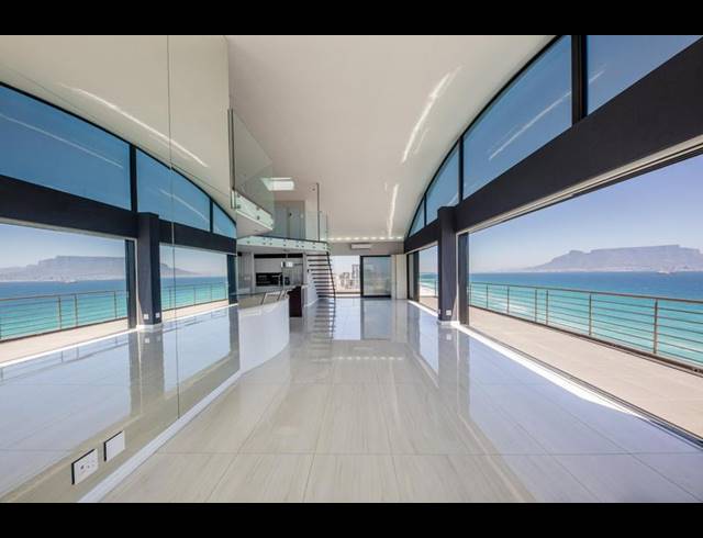 3 BEDROOM APARTMENT FOR SALE IN BLOUBERG BEACHFRONT